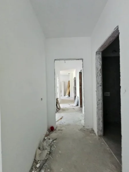 Tirane, shitet apartament 2+1+Ballkon Kati 5, 120 m² 169.500 € (5 maj)