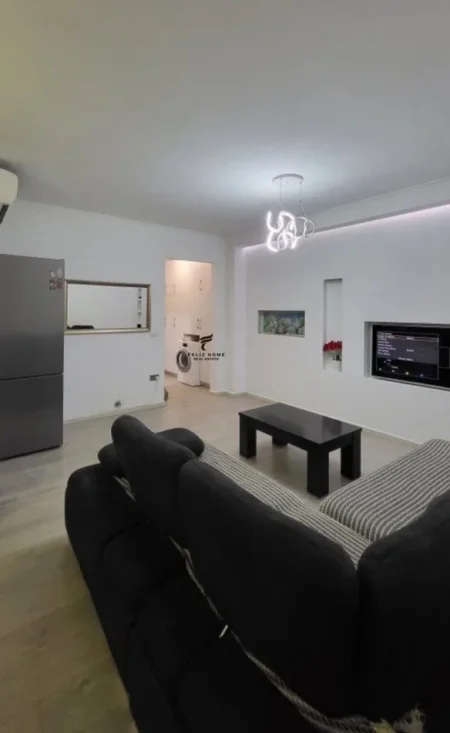 Tirane, jepet me qera apartament 2+1 Kati 2, 75 m² 550 € (kopshti zoologjik)