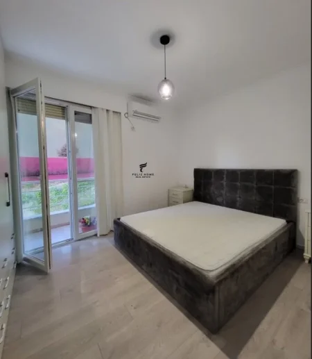 Tirane, jepet me qera apartament 2+1 Kati 2, 75 m² 550 € (kopshti zoologjik)