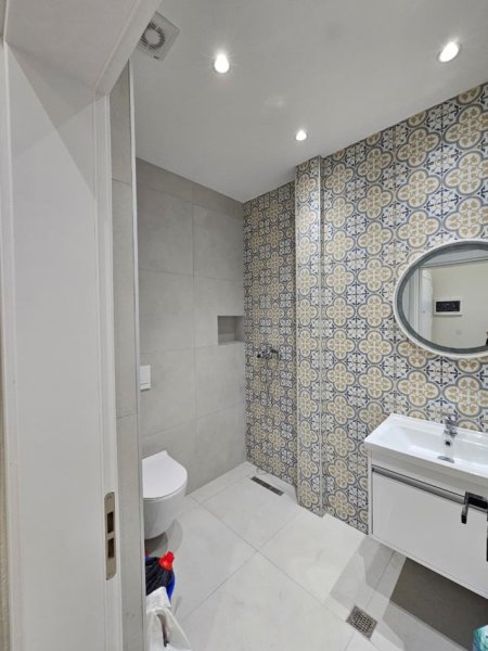 Tirane, shitet apartament 1+1 Kati 4, 42 m² 122.000 € (Myslym Shyri)