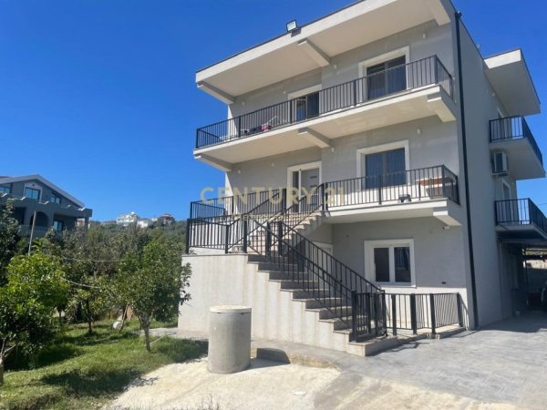 Tirane, jepet me qera Vile 2 Katshe Kati 2, 1.000 m² 1.200 € (Lunder)