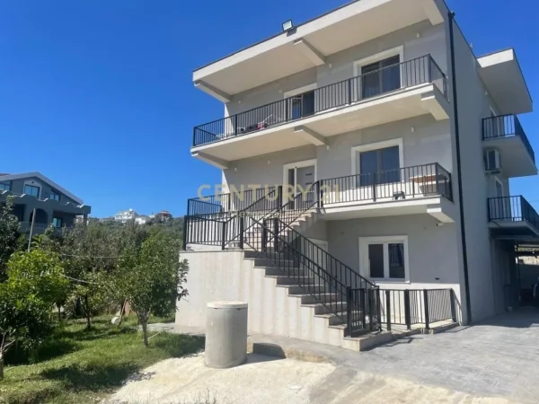 Tirane, jepet me qera Vile 2 Katshe Kati 2, 1.000 m² 1.200 € (Lunder)