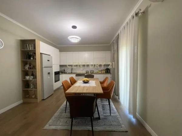 Tirane, jepet me qera Vile 2 Katshe Kati 2, 1.000 m² 1.200 € (Lunder)