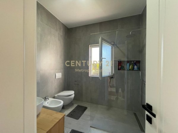 Tirane, jepet me qera Vile 2 Katshe Kati 2, 1.000 m² 1.200 € (Lunder)