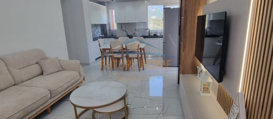 Tirane, jepet me qera apartament 1+1 Kati 1, 105 m² 500 € (Fresku)