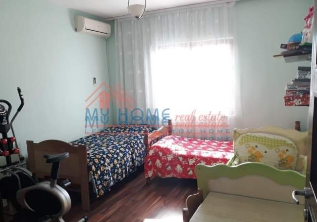 Tirane, shitet apartament 2+1+BLK Kati 6, 814 m² 95.000 Euro (Hoxha Tasim)