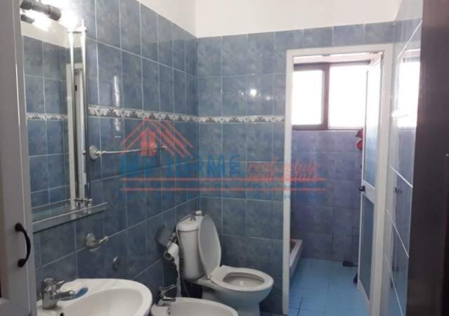 Tirane, shitet apartament 2+1+BLK Kati 6, 814 m² 95.000 Euro (Hoxha Tasim)
