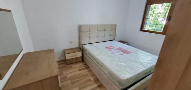 Tirane, jepet me qera apartament 1+1+BLK Kati 3, 60 m² 400 Euro (asim vokshi)