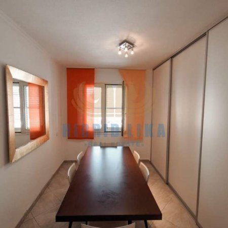 Kavaje, shes apartament Kati 3, 85 m² 94.000 Euro (Mali i Robit)