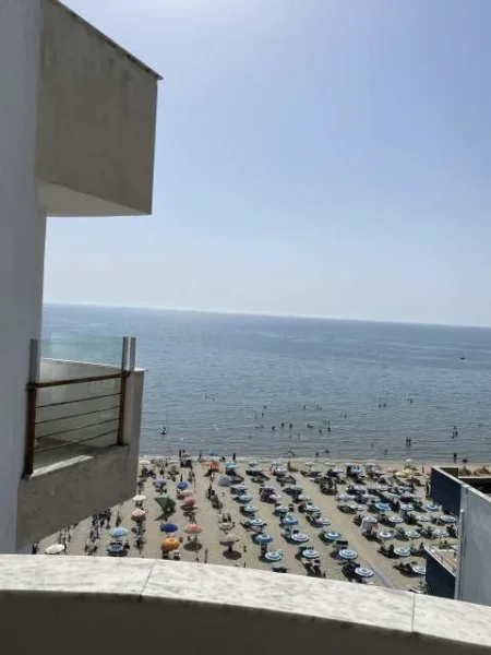 Jap me qera apartament ne plazh 1+1+A+BLK Kati 7, 75 m² 70 Euro (Rruga plazhit golem tek restorant pampas)