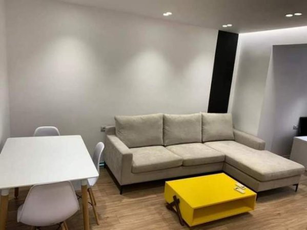 Apartament 1+1 me qira prane Liqenit, Rr. "Margarita Tutulani", Tirane!!