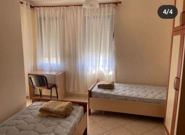 Tirane, jap me qera apartament 2+1