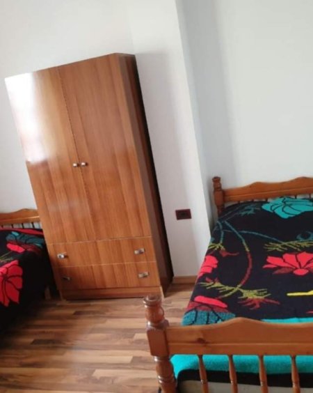 Tirane, shes apartament 2+1 Kati 4, 90 m2 1100 Euro/m2