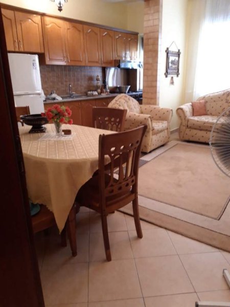 Tirane, shes apartament 2+1+BLK Kati 2, 90 m² 90.000 Euro (Ppran shkolles se Baletit)