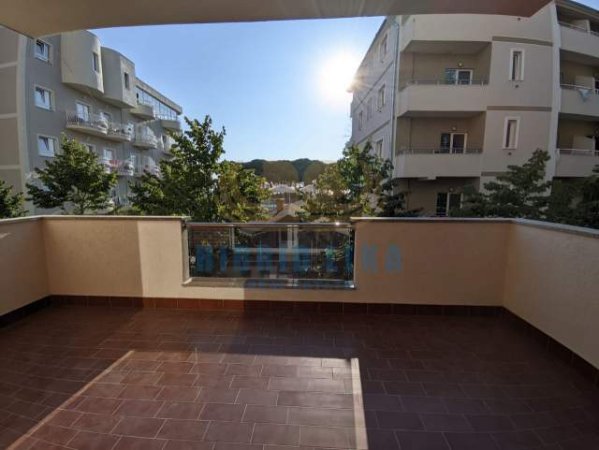 Kavaje, shes apartament Kati 1, 114 m² 120.000 Euro (Golem)