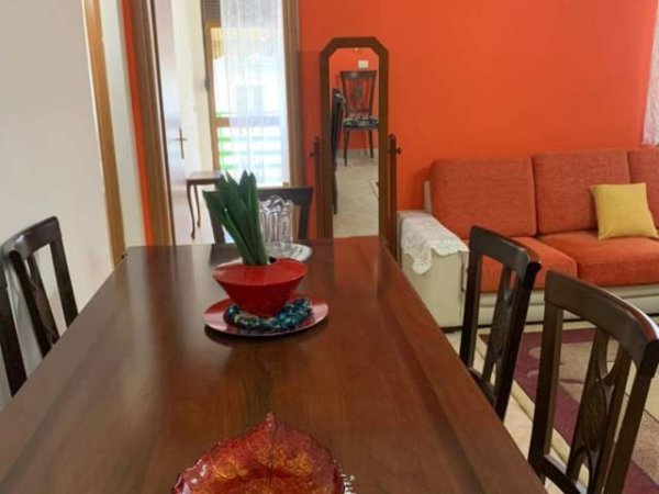 Tirane, jap me qera apartament 2+1 Ministria e Drejtesise