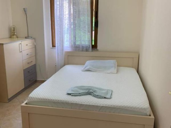 Tirane, jap me qera apartament 2+1 Ministria e Drejtesise