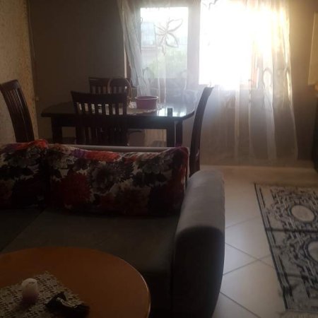 Tirane, shes apartament 2+1+A+BLK Kati 5,sip 75,me hipoteke, 55000 Euro (Rruga Dibres. Siper shkolles bashkuar)