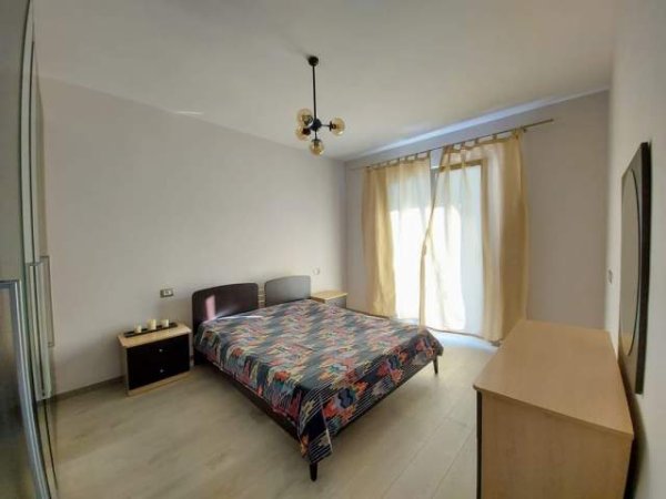 Tirane, jap me qera apartament 2+1 Ali Demi