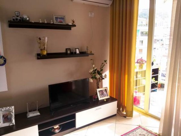 Sarande, jap me qera apartament 2+1+A+BLK Kati 6, 105 m² (Rruga Onhezmi)