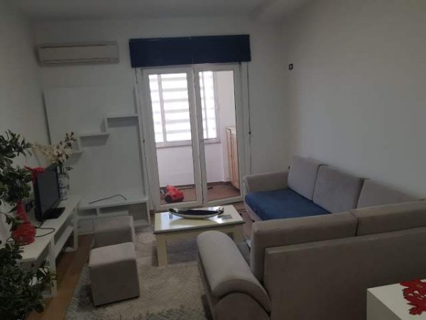 Tirane, jap me qera apartament 1+1+BLK Kati 5, 70 m² 330 Euro (Kavajes)