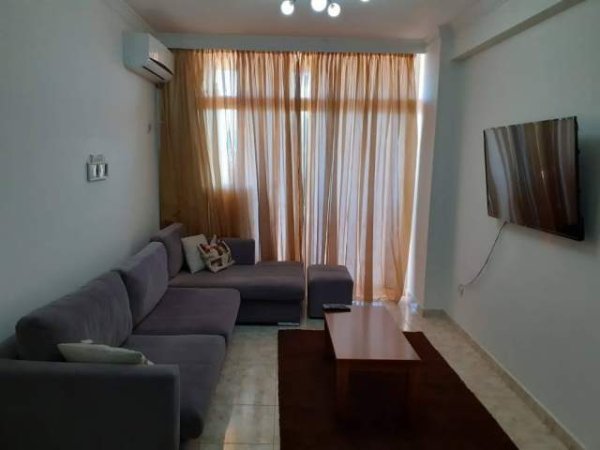 Tirane, Apartament 2+1 me qira ne zonen e Astirit 90 m²