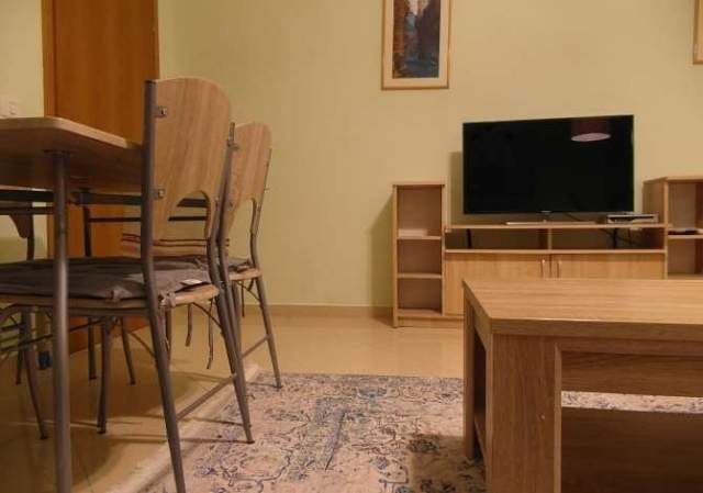 Tirane, jap me qera apartament 1+1+BLK Prane Pazarit te ri
