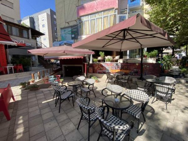 Tirane, Jepet me Qera ambjent biznesi Kati 0, 251m²  (Brryli (marteniteti i ri))