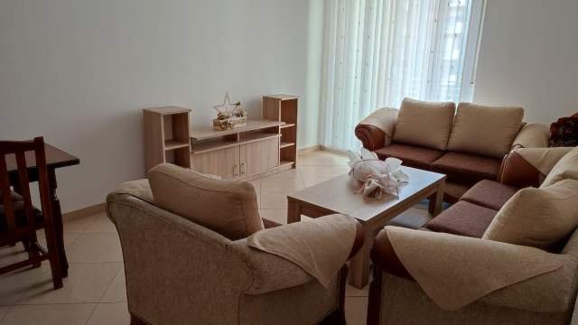 Tirane, Apartament 1+1 me qira prane Spitalit Amerikan 3