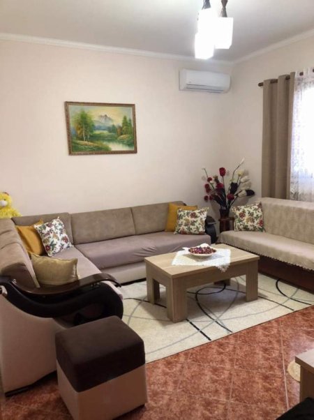 Tirane, shes Vile 3+1+A+BLK Kati 1, 90 m² 210000 Euro (Institut)