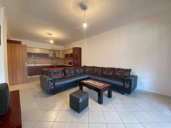 Tirane,Apartament 2+1 me qira ne Astir Kati 2
