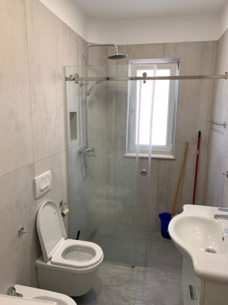 Tirane,Apartament 2+1 me qira blloku vasil shantos Kati 2