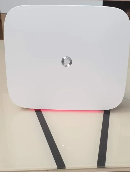 Tirane, shes pajisje Network Vodafone EasyBox 804       65  Euro