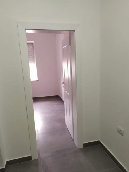 Tirane, jepet me qera apartament 2+1+A Kati 2, 69 m² 50 000 Leke i diskuteueshem (Rr. "Dibres")
