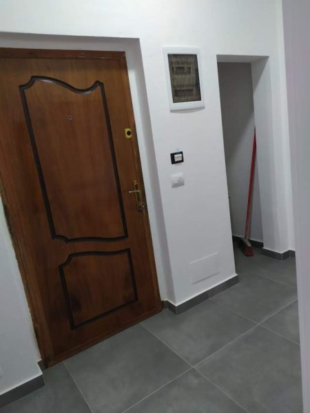 Tirane, jepet me qera apartament 2+1+A Kati 2, 69 m² 50 000 Leke i diskuteueshem (Rr. "Dibres")