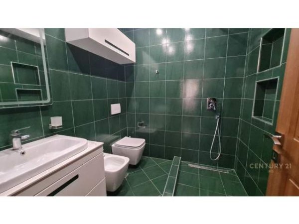 Tirane, shitet apartament 2+1+BLK Kati 2, 111 m² 125.000 Euro (Astir)