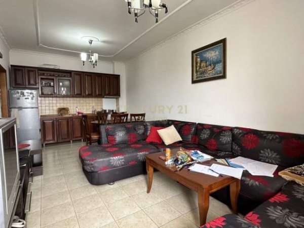 Tirane, shitet apartament 2+1+BLK Kati 3, 85 m² 90.000 Euro