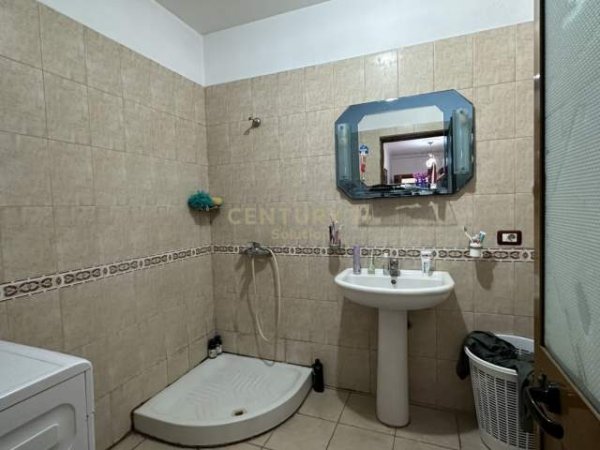 Tirane, shitet apartament 2+1+BLK Kati 3, 85 m² 90.000 Euro