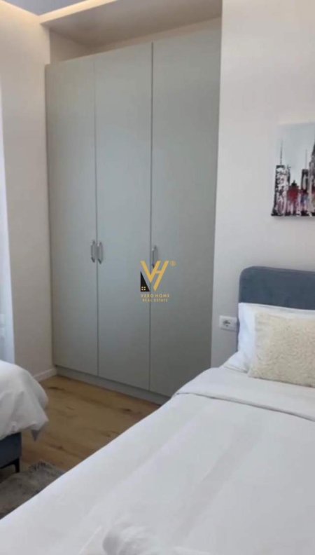 Tirane, jepet me qera apartament 2+1 Kati 8, 100 m² 1.500 Euro (Rruga e kosovareve)
