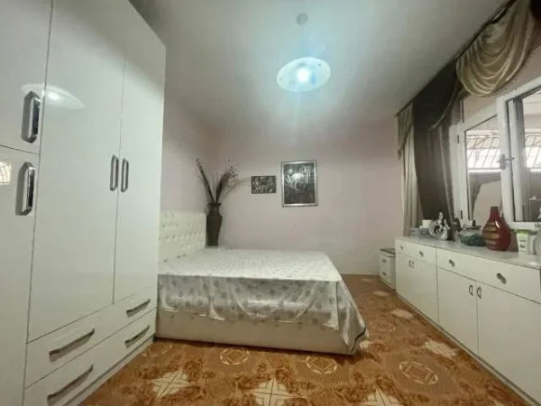 SHITET SHTEPI 1 KATESHE  93 m² 145.000 Euro (Rruga Bardhyl)