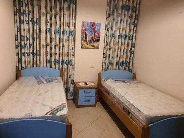 Tirane, jepet me qera apartament 2+1+BLK Kati 3, 100 m² 580 Euro (21 DHJETORI)