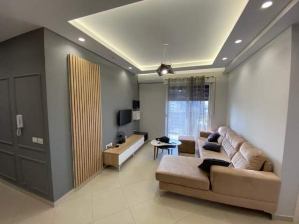 Tirane, jepet me qera apartament 2+1+BLK Kati 3, 80 m² 450 Euro (Rrug e Dibres)