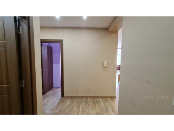 Tirane, shitet apartament 2+1 Kati 2, 111 m² 125.000 Euro (Astir)
