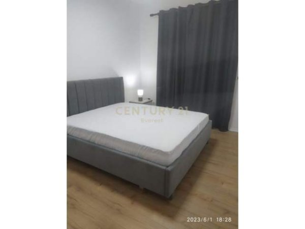 Tirane, jepet me qera apartament 1+1 Kati 4, 46 m² 500 Euro (Rr. e Bogdaneve, Rruga e Kavajës)