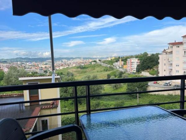 Tirane, shitet apartament 2+1 Kati 2, 96 m² 105.000 Euro
