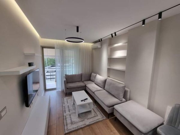 Tirane, jepet me qera apartament 1+1+BLK Kati 5, 64 m² 600 Euro (Rruga e Elbasanit Ambasada Amerikane)