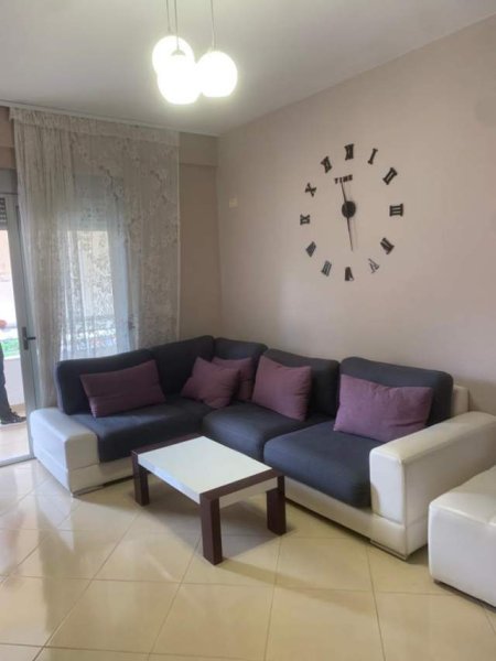 Tirane, jepet me qera apartament 2+1+BLK Kati 4, 100 m² 50.000 Leke (Rrethrrotullimi i Selites)
