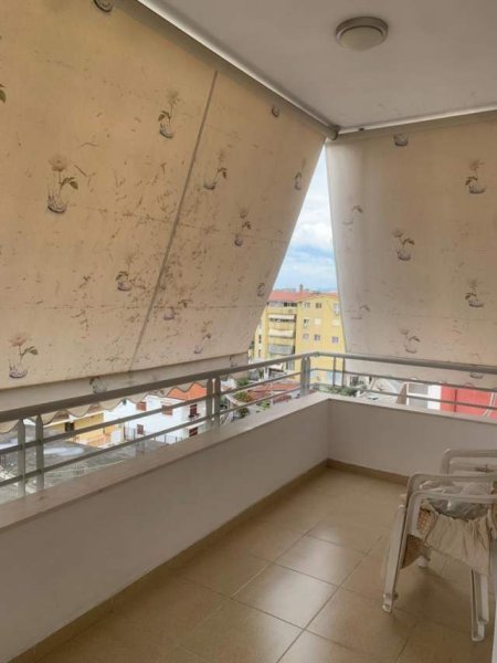 Tirane, jepet me qera apartament 2+1+BLK Kati 4, 100 m² 50.000 Leke (Rrethrrotullimi i Selites)