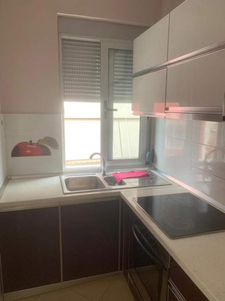 Tirane, jepet me qera apartament 2+1+BLK Kati 4, 105 m² 50.000 Leke (Kodra e Diellit)