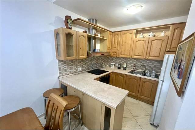 Tirane, jepet me qera apartament 1+1 Kati 7, 75 m² 420 Euro (Bulevardi zogu i pare)